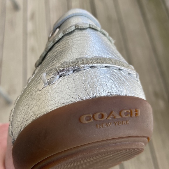 Coach Shoes Silver Olympia Tassel Moccasin Loafers Women's Size 6.5 - Picture 10 of 10